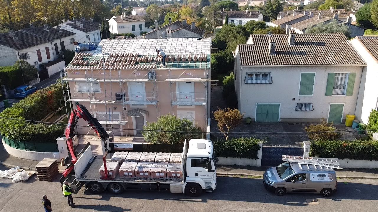 Avant — Bâchage urgence post-mistral + réparation à Le Pontet (84)